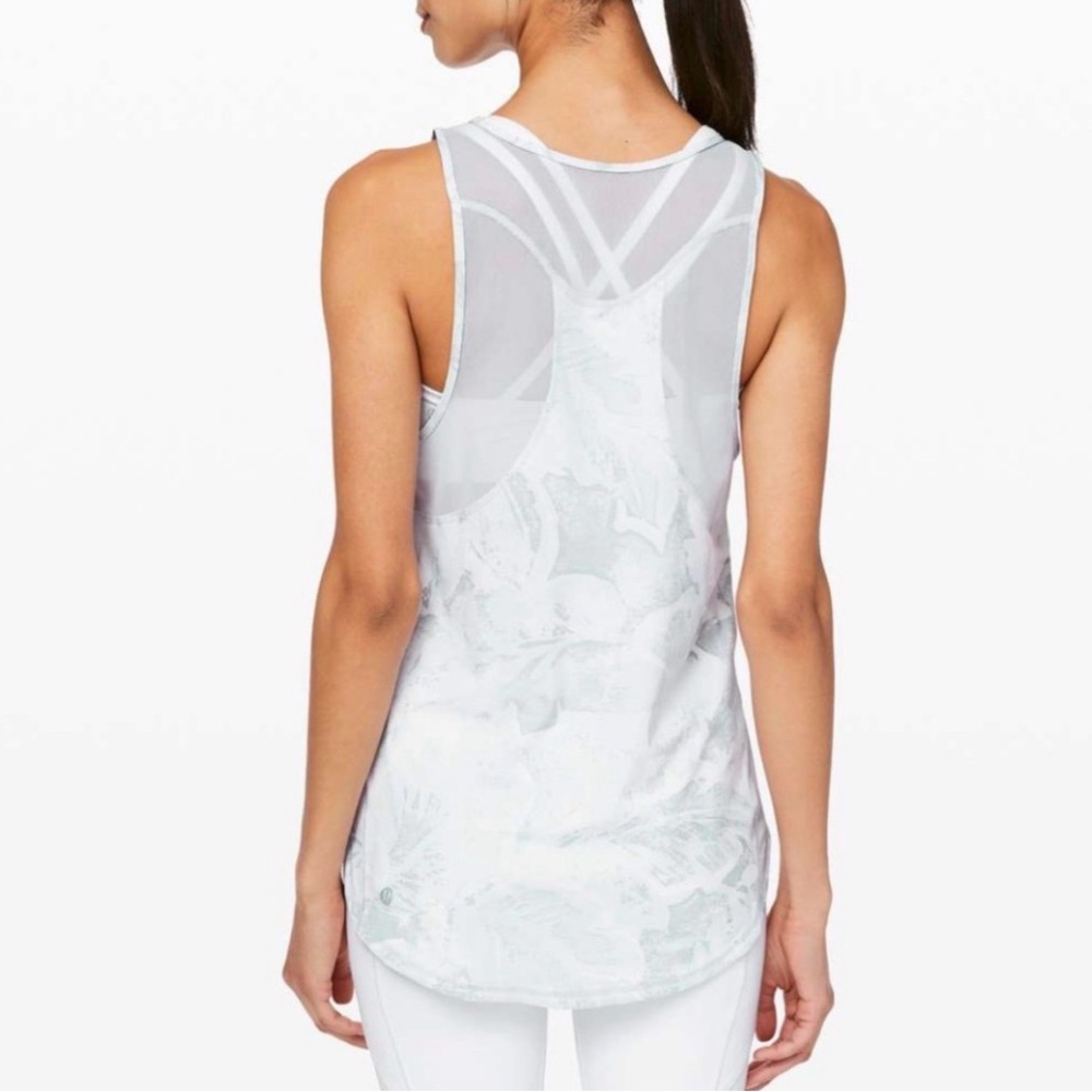 Lululemon Sculpt‎ Tank II Size 2